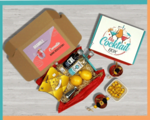 Aperçu d'une box &quot;ma cocktail box&quot; et de son contenu